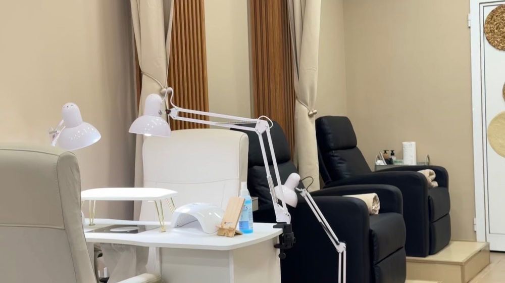 Място под наем за маникюр и педикюр