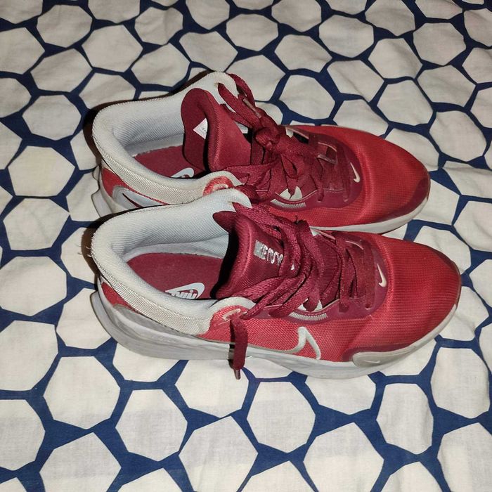 Оригинални NIKE маратонки Renew Elevate 3