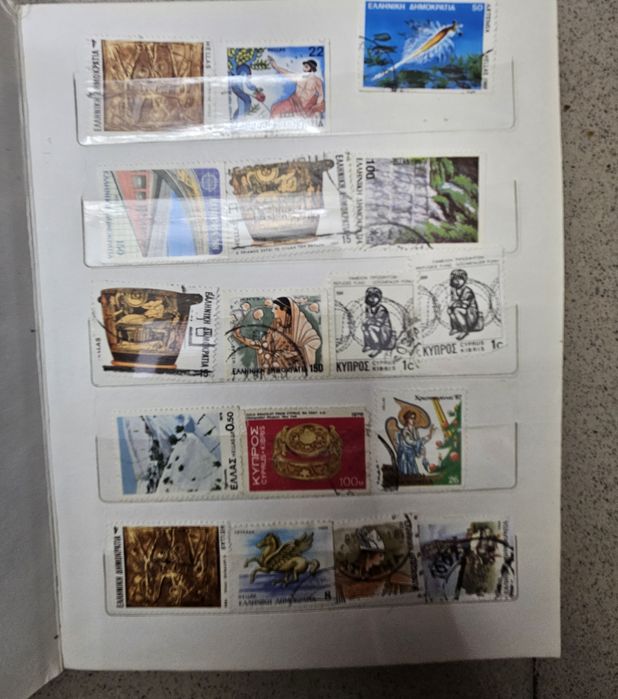 Класьор с марки 120лв