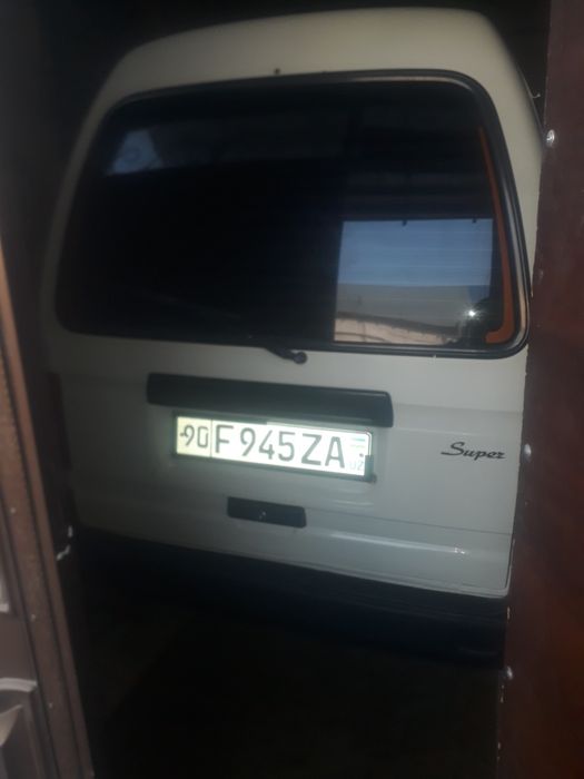 Damas zudlik bilan sotiladi