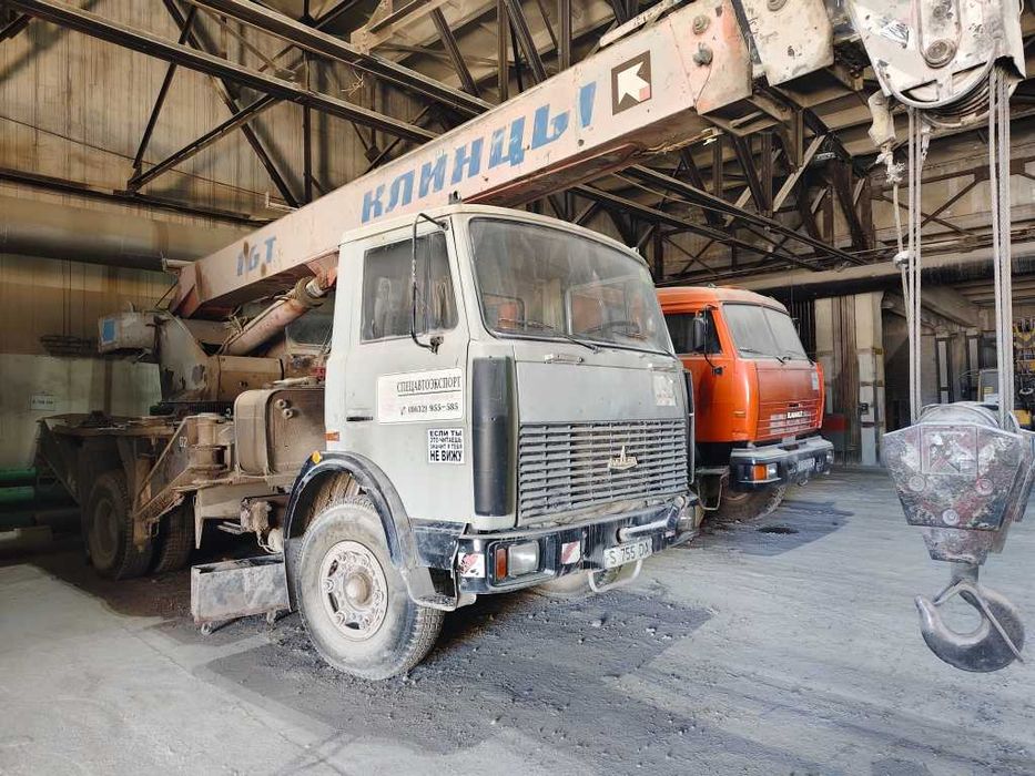 Автокран КС-35719 б/у.
