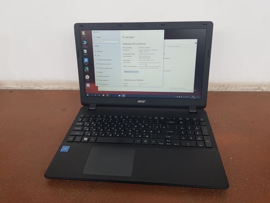 Noutbook acer holati yaxshi qirilgan chizilgan joylari yoq