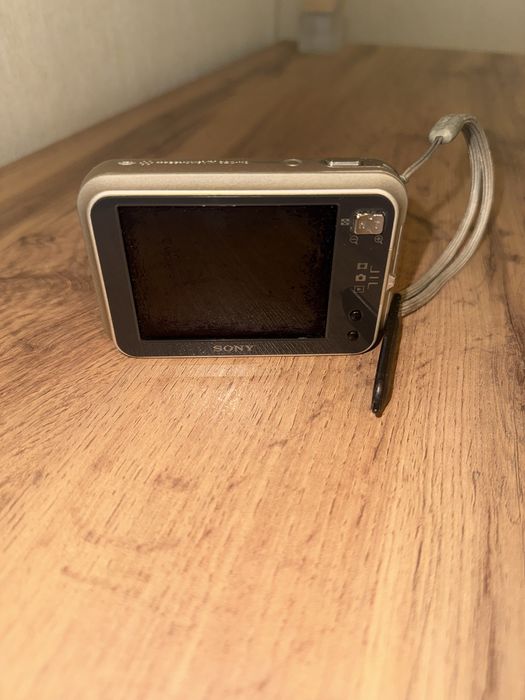 Цифровая камера Sony-DSC-N2