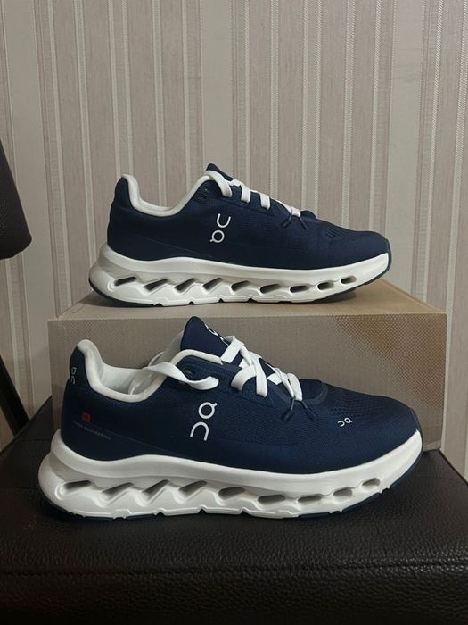 Кроссовки On cloud(OC)