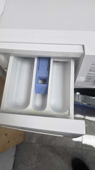 Стиральная машинка Midea 12 кг.