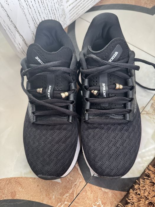 Кроссовки Joma классные