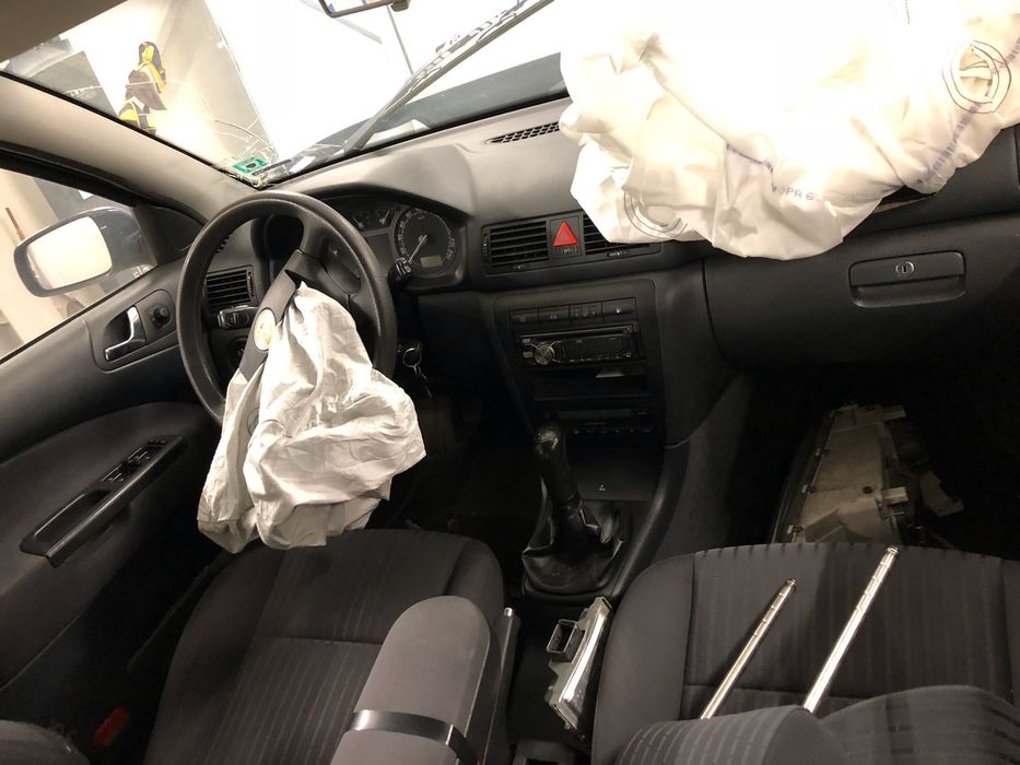 Шкода Октавия на части