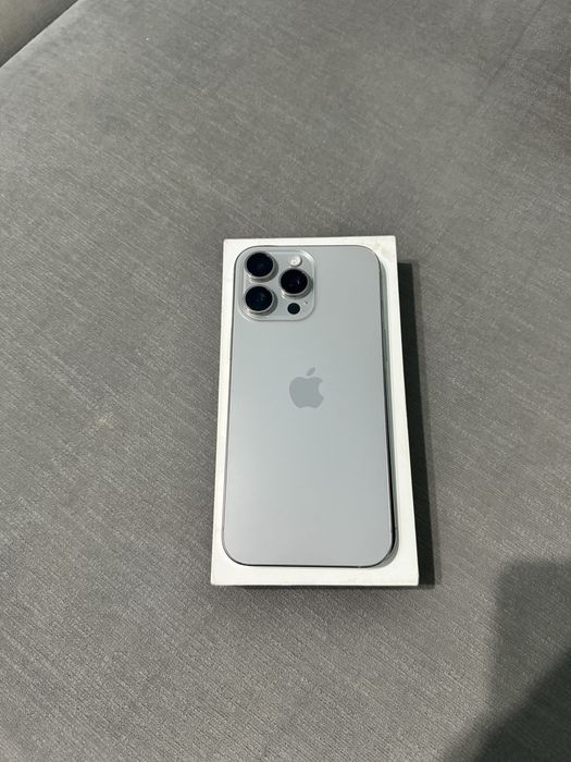 Продам iphone 16 pro max 256gb титан