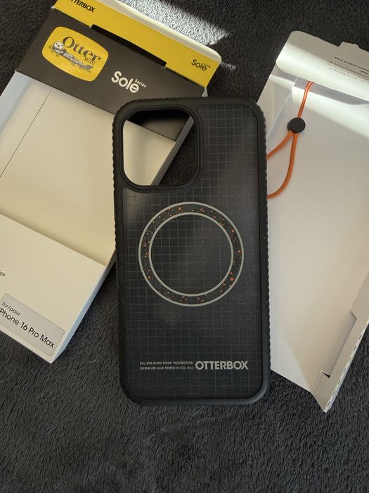 Кейс Otterbox Sole Iphone 16 pro max