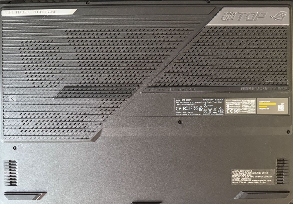 Laptop Gaming Asus Rog Strix Scar 17 RTX 4080 Ryzen 9 7945HX