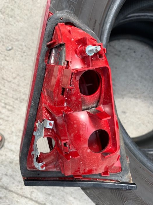 Заден оригинален ляв стоп от ауди А4 Б8 Hella