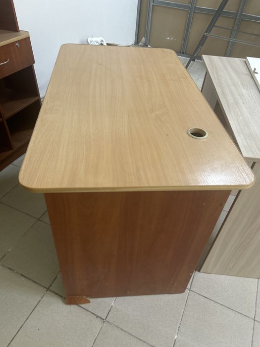 Срочно Продам столы