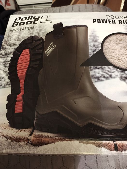 Cizme îmblănite  ideale pentru vânătoare sau zone reci