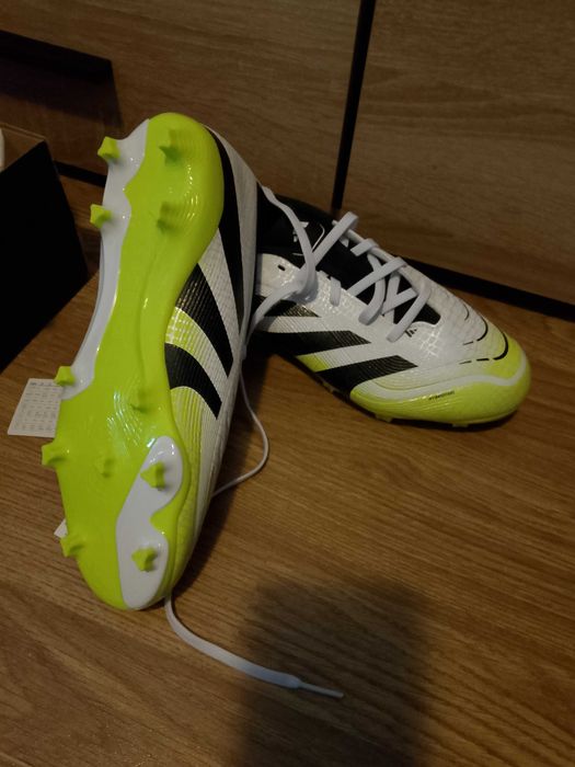 Бутонки Adidas predator