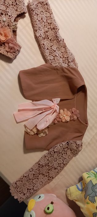 Rochițe de ocazie pentru fetiță 3-6 ani