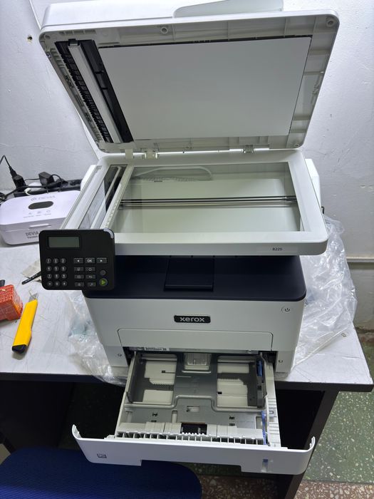 МФУ Xerox B225DNI