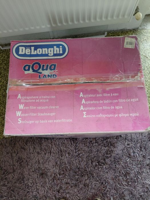 Продавам прахосмукачка Delonghi Aqua Land