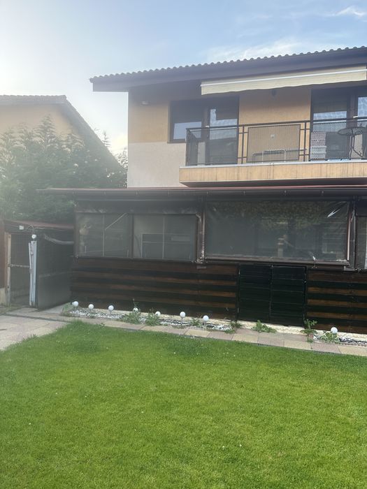 Vand  3 rulouri 250 m latime , demontabile pt inchidere terasa