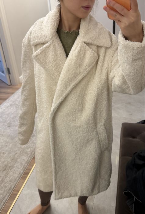 Продам шубу от Guess