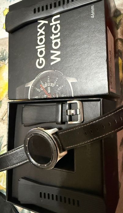 Часовник samsung