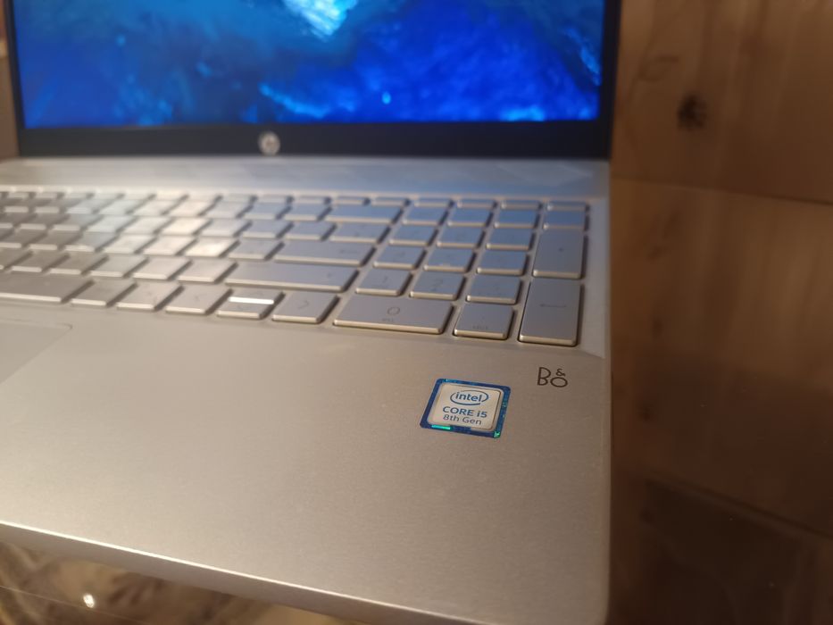 Laptop HP Pavilion i5 - Gen 8