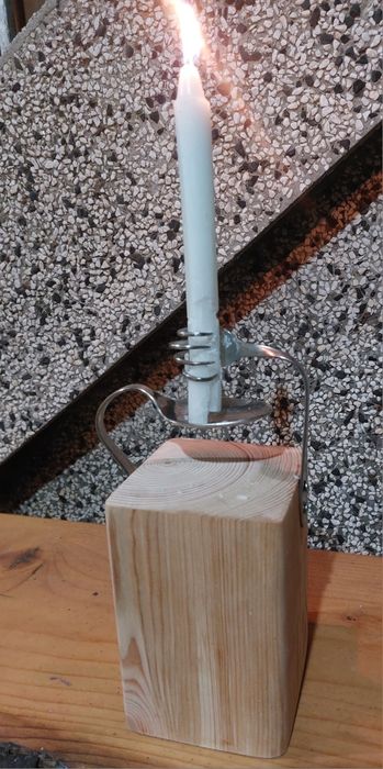 Свещник височина 23см на 10см