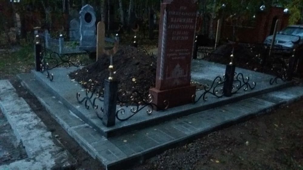 Памятники Ескерткіштер
