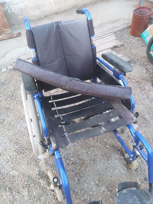 Инвалидная коляска