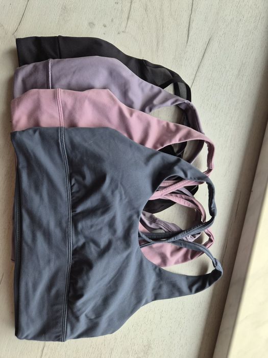 Продавам Бюстиета OYSHO