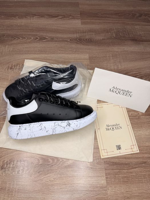 Adidasi Alexander McQueen
