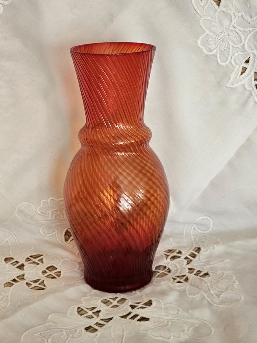 Столик навесной тарелки ,хрусталь