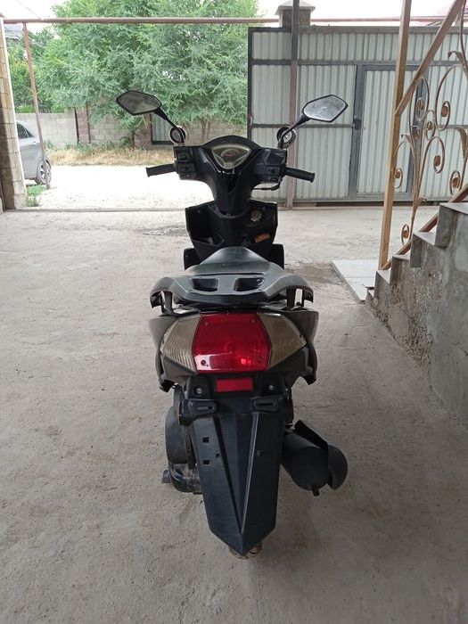 Продам  срочно скутер