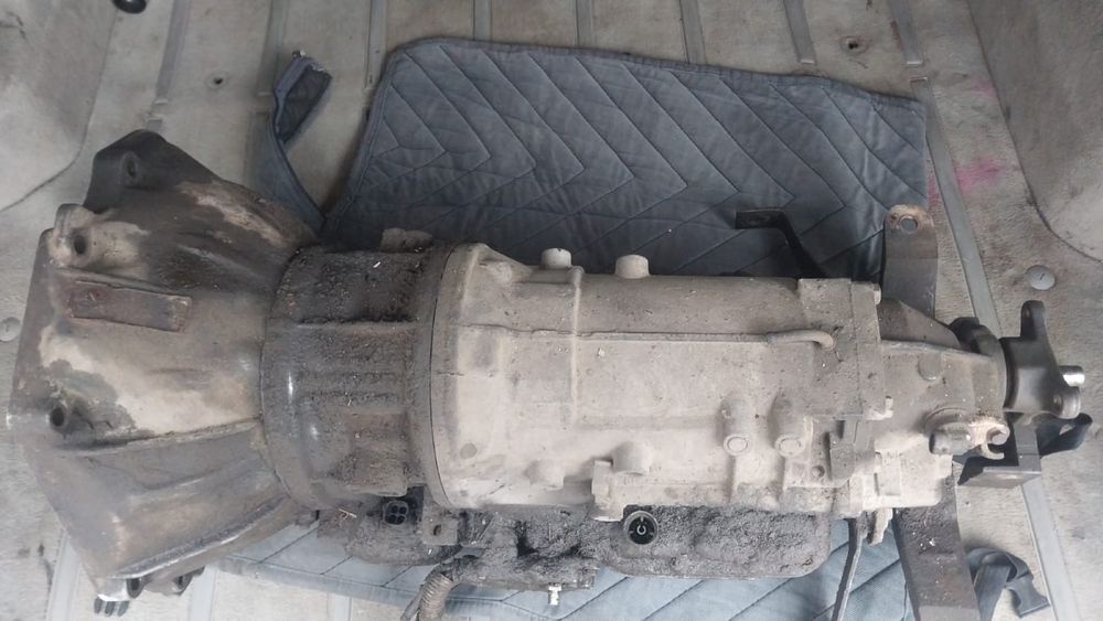 Продам акпп на омега