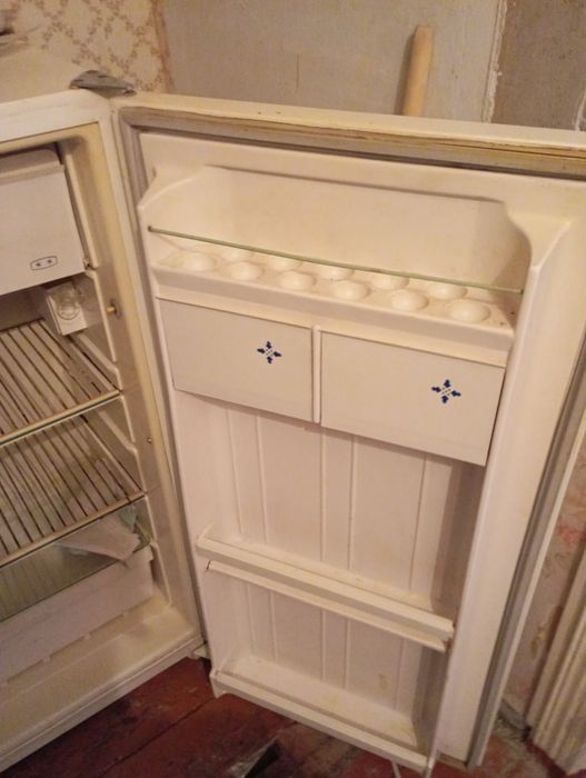 Продам холодильник