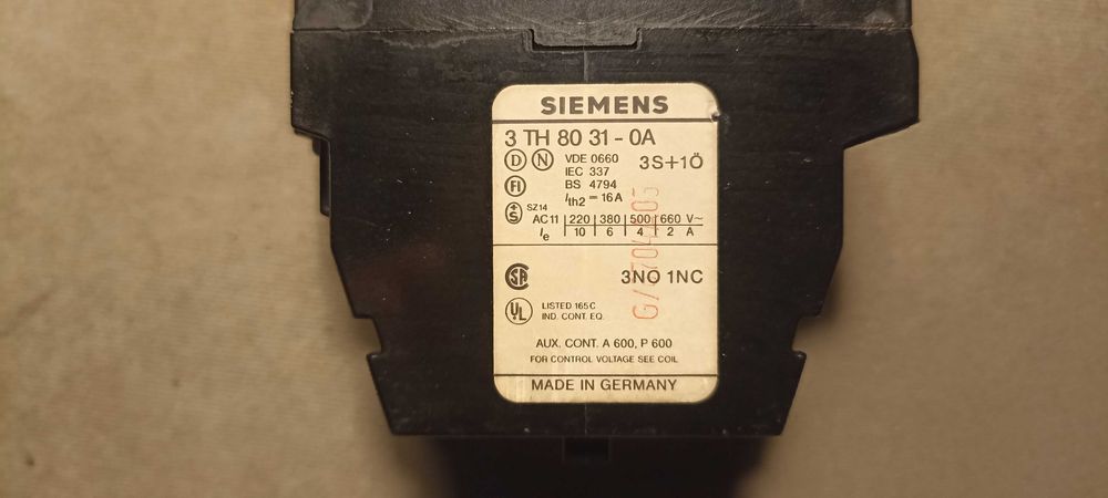Контактори Siemens  3TH8031-0A, 3TH8022-0A и 3TA 68 02 - 0A
