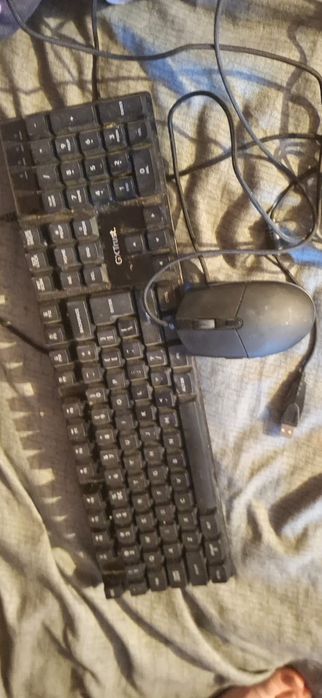 Vând PC gaming. Sistem complet