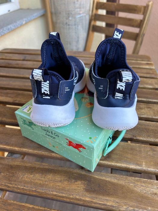 Детски маратонки Nike Flex Runner, размер 28