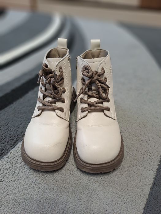 Обувь для девочек.