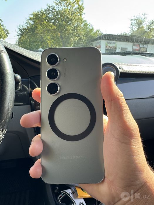 Tecno Spark 40 Pro