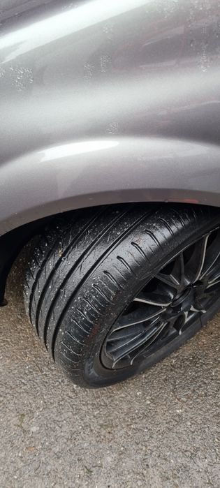 Set complet roti (Jante 17 inch de aluminiu + anvelope 225/45 R17)