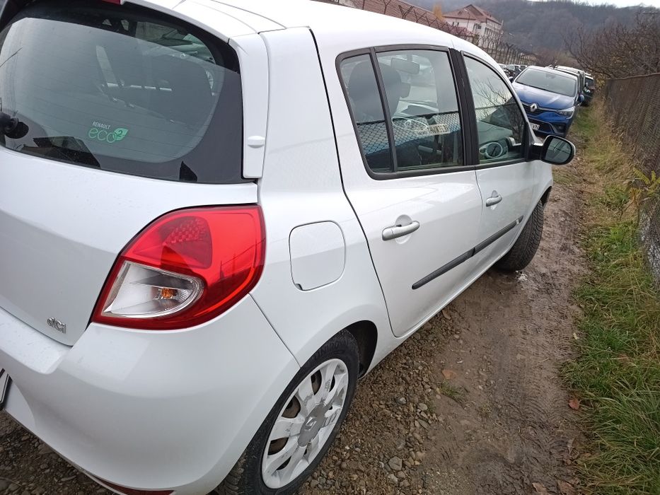 Vând Renault Clio 1.5dci 2012