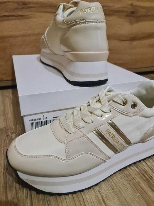 Patrizia pepe  сникърси