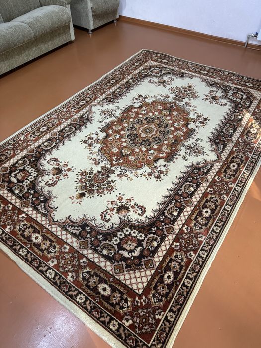 Ковры шерстяные