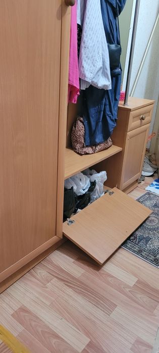 Продаётся прихожая