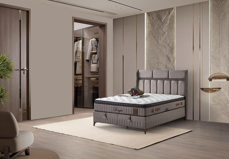 Тапицирано легло Braga