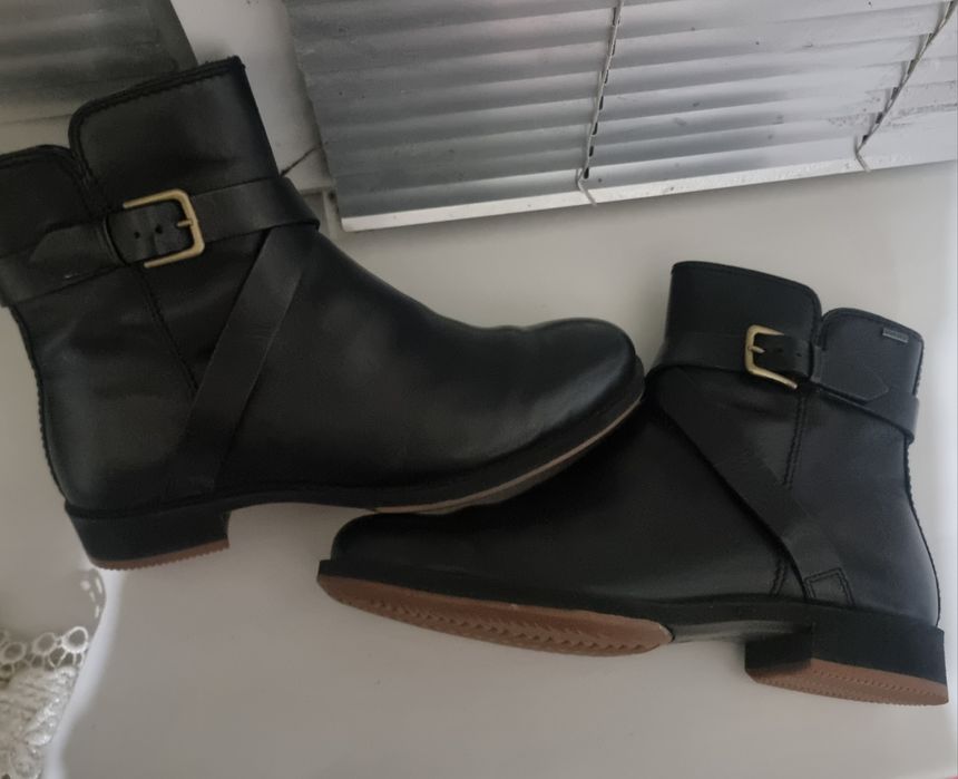 Кожаные сапоги 40 размера