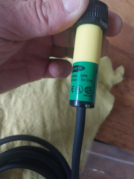 Продам датчик оптический