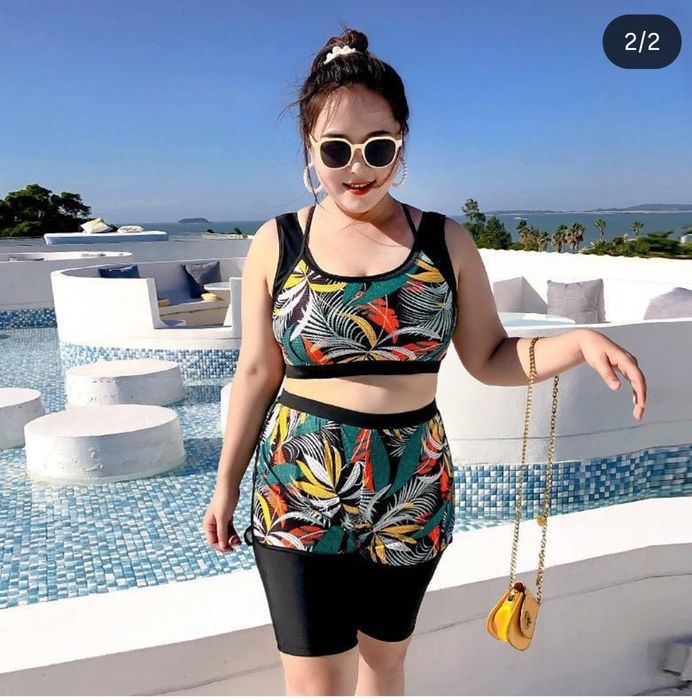 Продам купальник