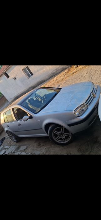 Голф 4 - 1.6 бензин на части