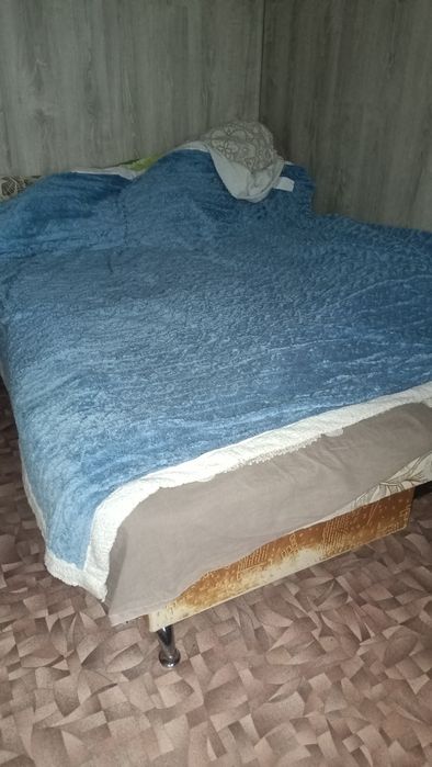 Продам тахту б/у в хорошем состоянии